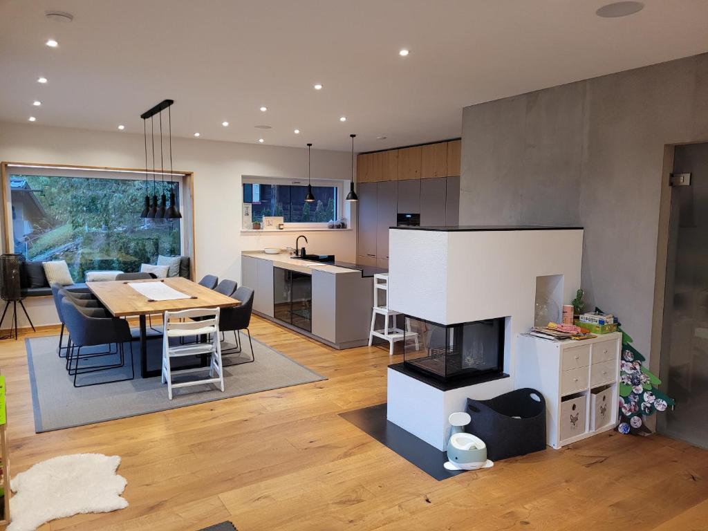Kuchyň nebo kuchyňský kout v ubytování Traumhaus in den Weinbergen - max 8 Personen - mit Self-Check-in