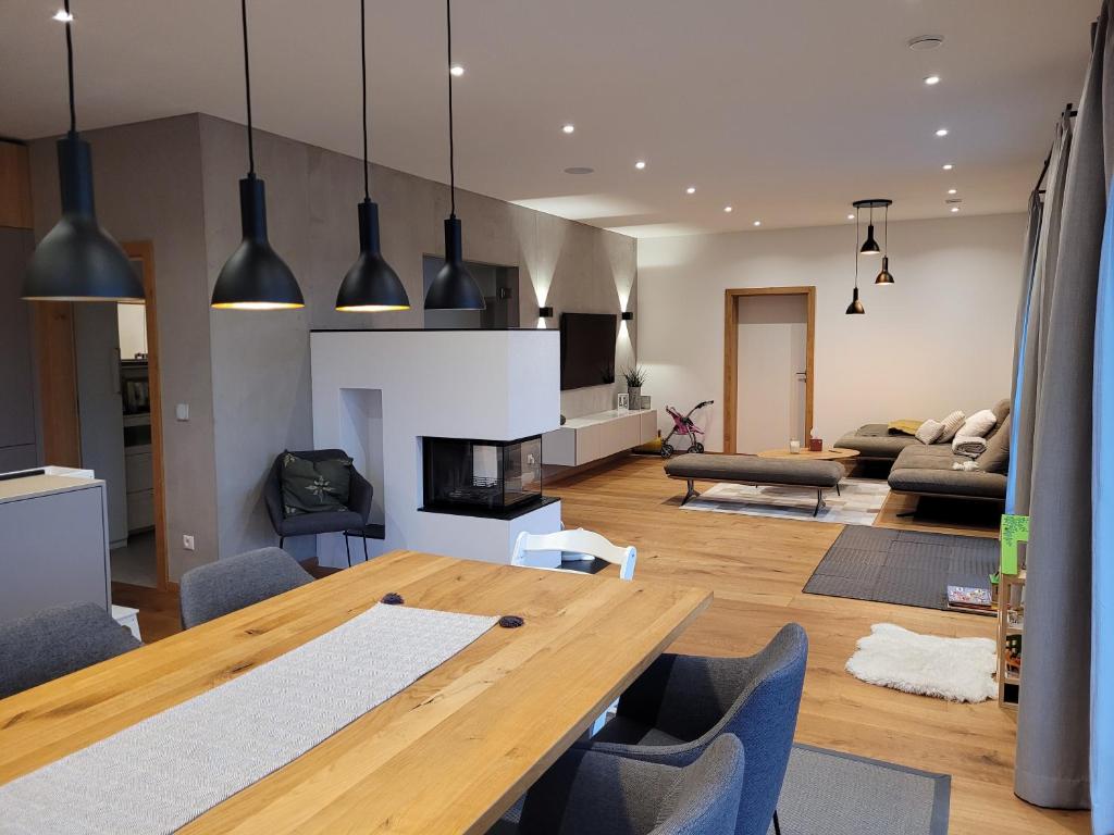Posezení v ubytování Traumhaus in den Weinbergen - max 8 Personen - mit Self-Check-in