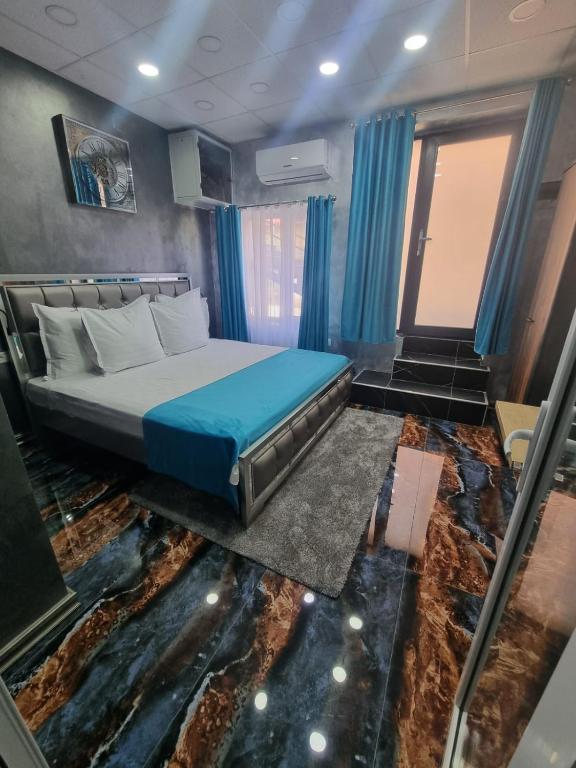 Poet Palace Bucharest - Resim 24