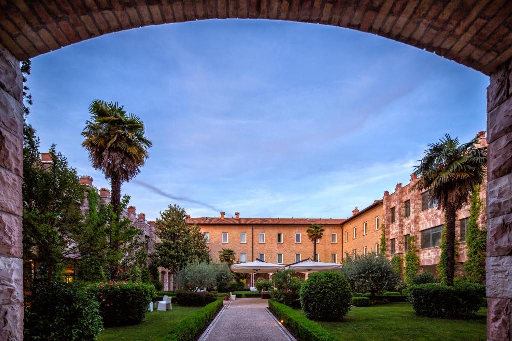 Um jardim em TH Assisi - Hotel Cenacolo