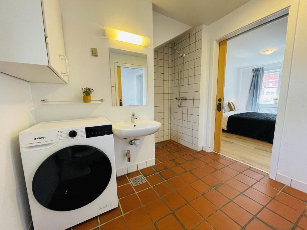 Fotografie z fotogalerie ubytování aday - Central Terrace Apartment in Hjorring v destinaci Hjorring