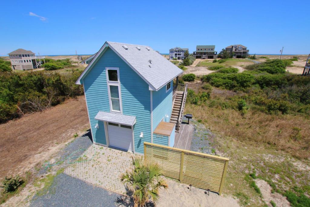 4x2279B, Charming Tiny Cottage Oceanside, Covered Deck, Knotts Island