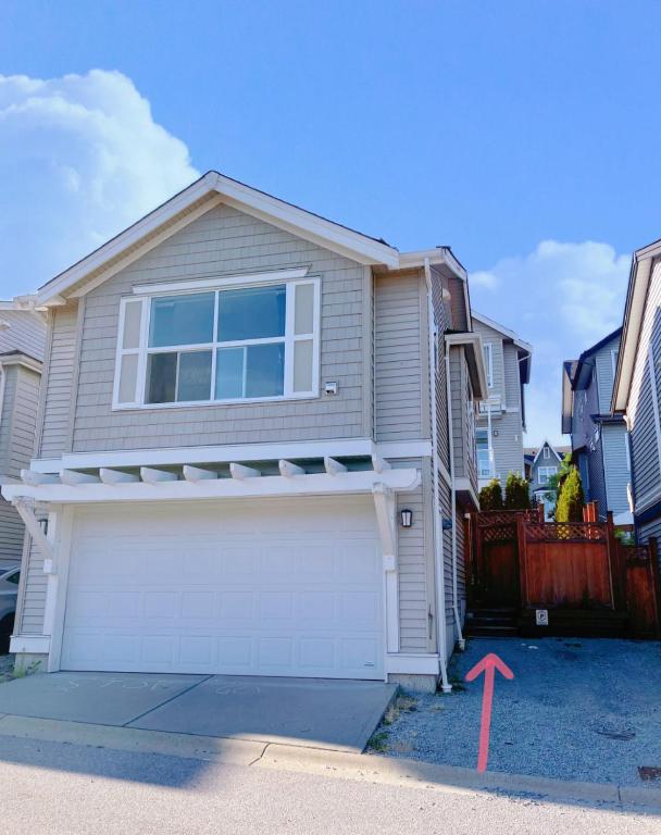 Private Entrance Entire Guest Suite 1 bedroom, Coquitlam (updated