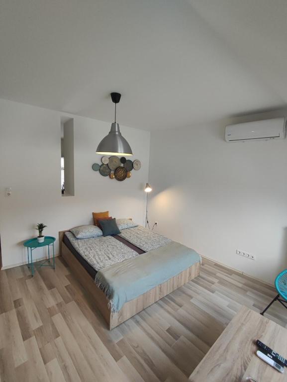 Posteľ alebo postele v izbe v ubytovaní RYB Lofts - Modern Comfort by Downtown BP