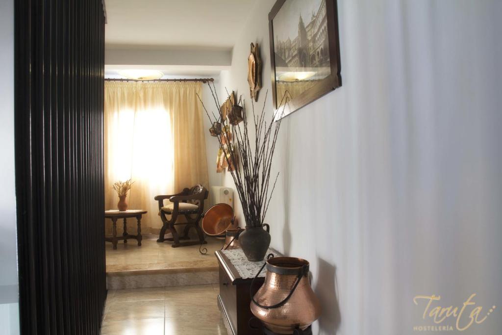 Część wypoczynkowa w obiekcie Hostal Alba Taruta