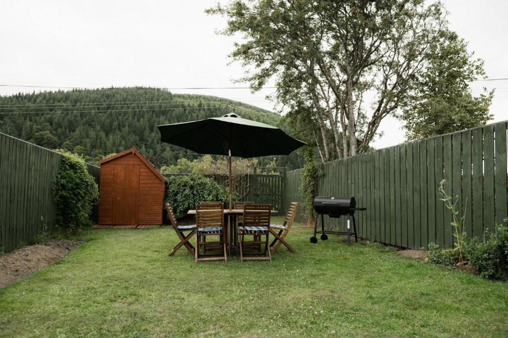 3BD House Fantastic Mountain views Innerleithen - Housity