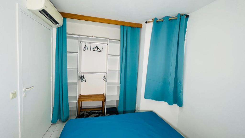 Krevet ili kreveti u jedinici u objektu Le Colibri des Aliz&eacute;s