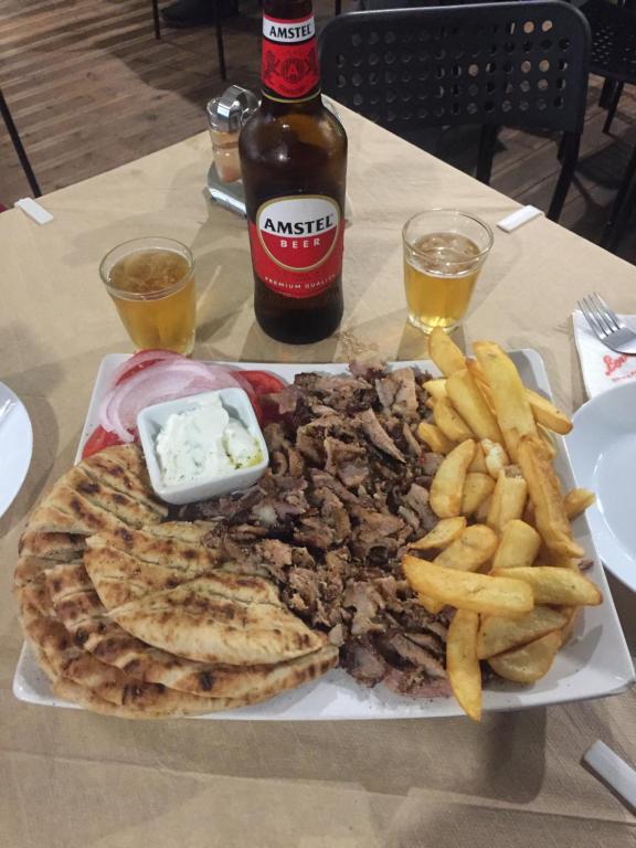 Jedzenie w domu wakacyjnym lub w pobliżu