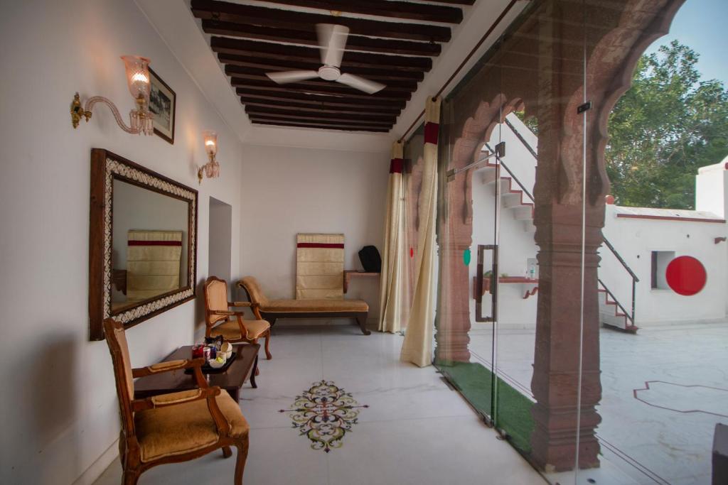 Patio nebo venkovní prostory v ubytování Amritara Chandra Mahal Haveli, Bharatpur