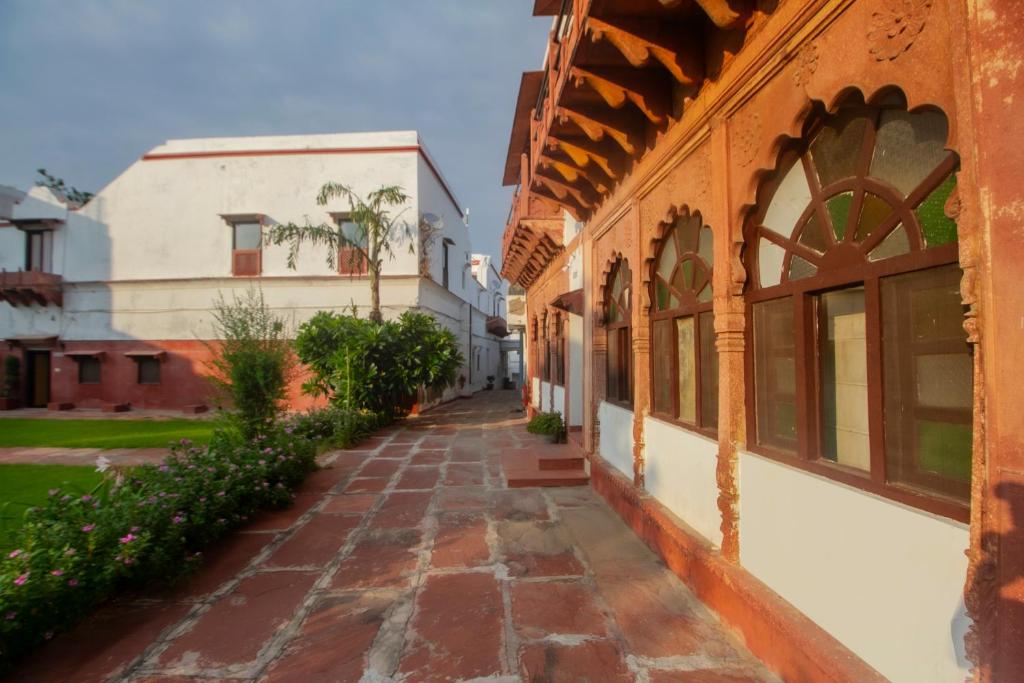 Budova, kde se hotel nachází