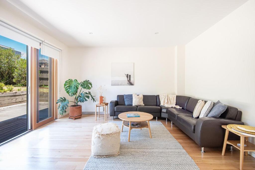 The Royal Apartment in Mornington - Housity
