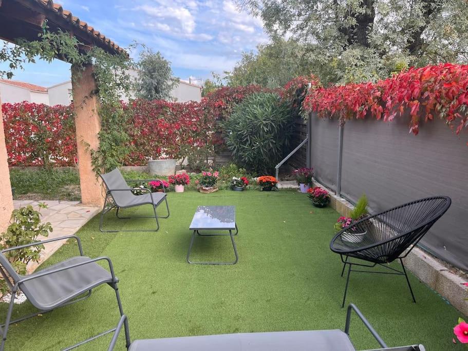 Joli T3 dans villa avec jardin et parking