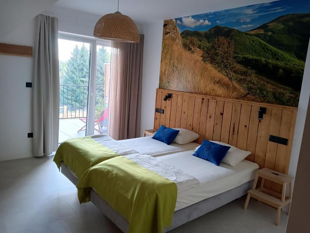 Pod Wielką Zalesioną Górą - 17