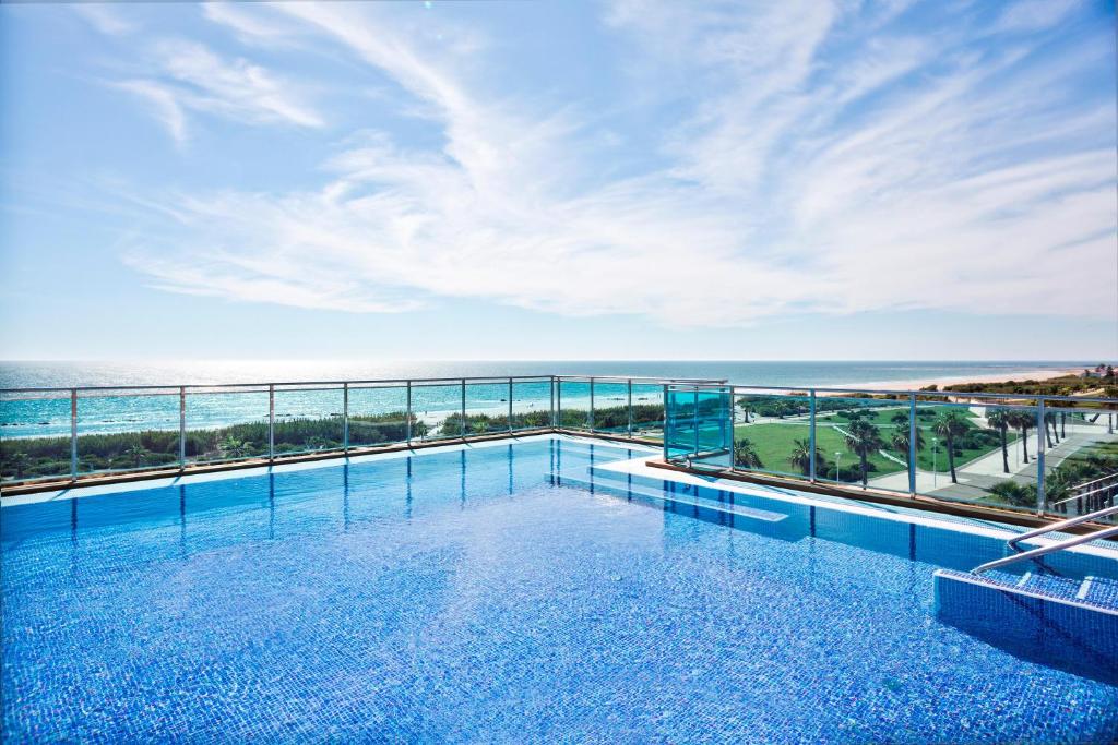 Piscina en o cerca de Hotel Best Costa Ballena