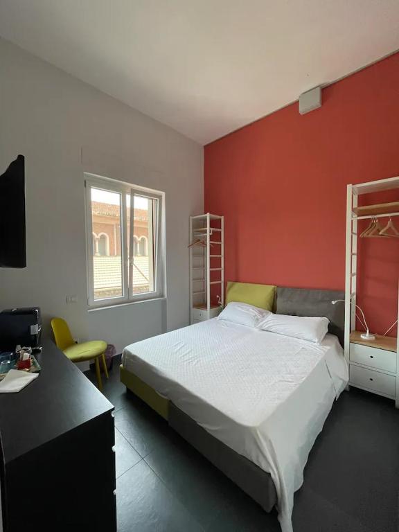 B&B Un Passo Dal Treno Piazza Vittorio Veneto 36-Salerno Station - 12