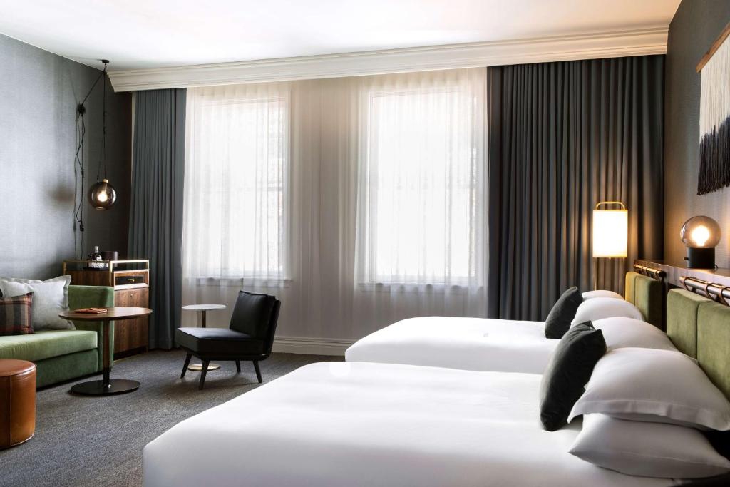 The Alexis Royal Sonesta Hotel Seattle - Salle Queen Préférée Avec Baignoire - Mobilité Accessible