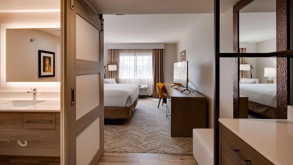 Aiden by Best Western Scottsdale North photo