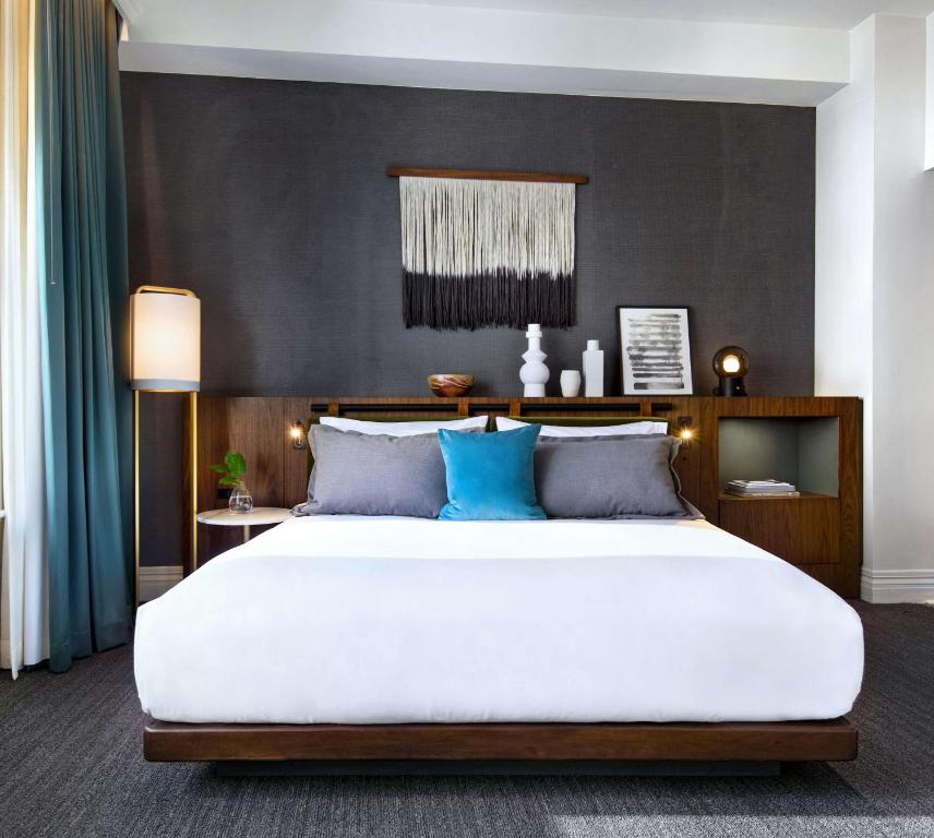 The Alexis Royal Sonesta Hotel Seattle - Chambre De Luxe Roi Avec Baignoire - Mobilité Accessible