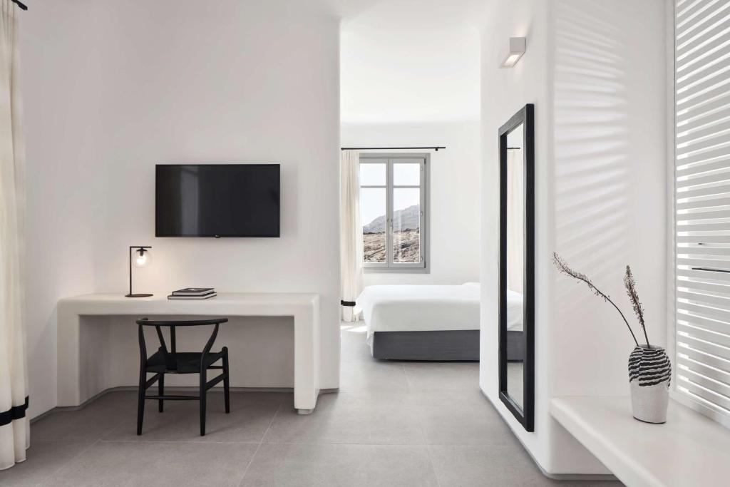 Radisson Blu Euphoria Resort, Mykonos - 14