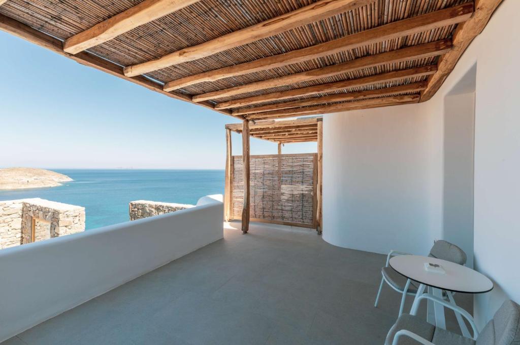 Radisson Blu Euphoria Resort, Mykonos - 19