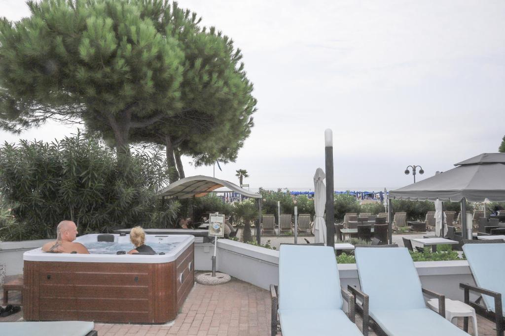 Zdjęcie z galerii obiektu Hotel La Bussola w mieście Lido di Jesolo