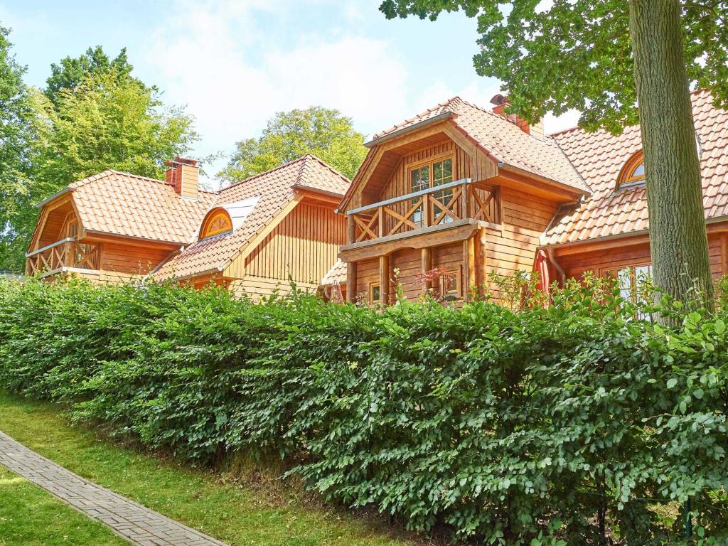 オストゼーバート・ゼリンにあるStrandschlösschen Sellin - House Half 3の木造大家