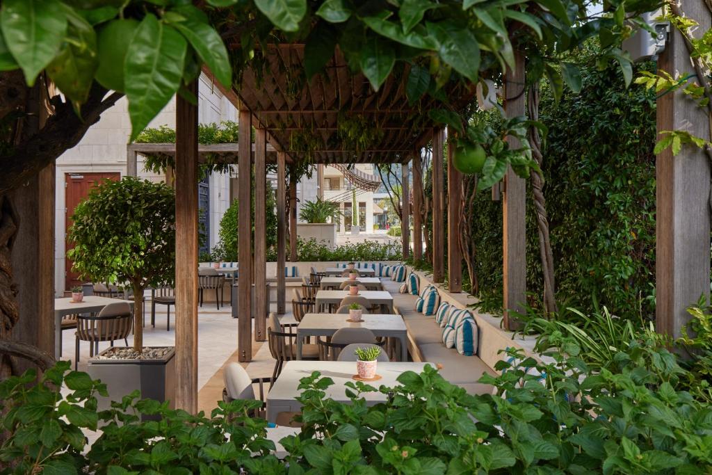 Zahrada ubytování Regent Porto Montenegro