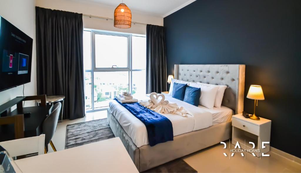 Rare Holiday Homes Ofering – Studio in Carson Tower B Golf Course View – Damac Hills R910