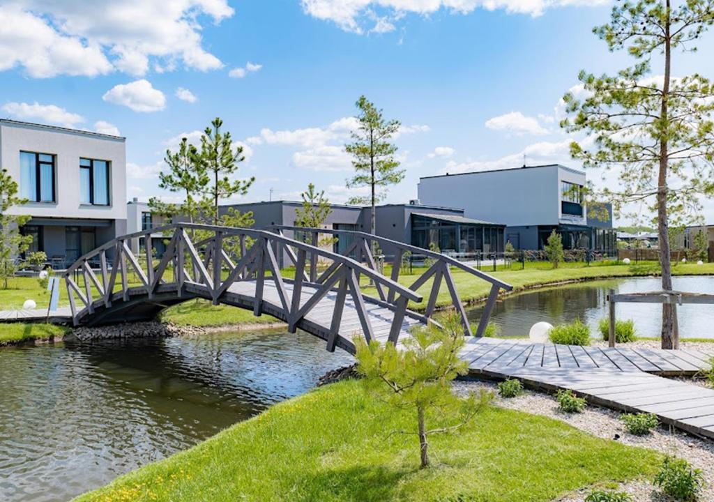 Výhled na řeku, která protéká v blízkosti apartmánu