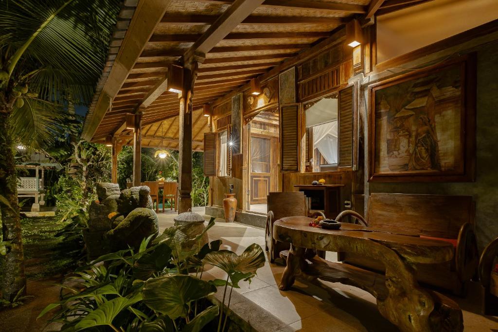 Moringa Ubud Villa - 19