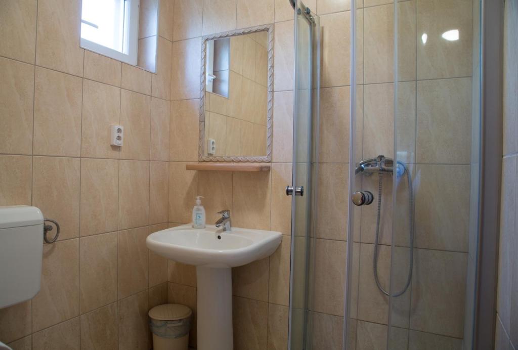 Koupelna v ubytování Felsőréti Vendégház