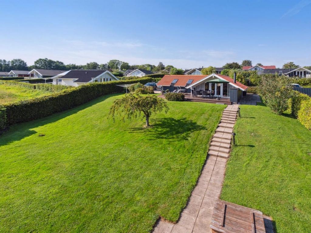 Zahrada ubytování Holiday Home Algut - 75m from the sea by Interhome