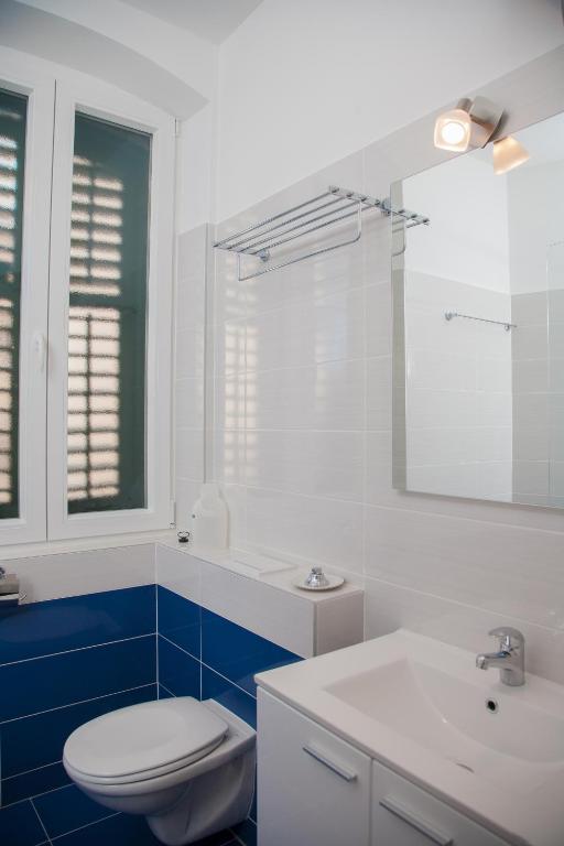 Et bad på Rooms Split Pezelj