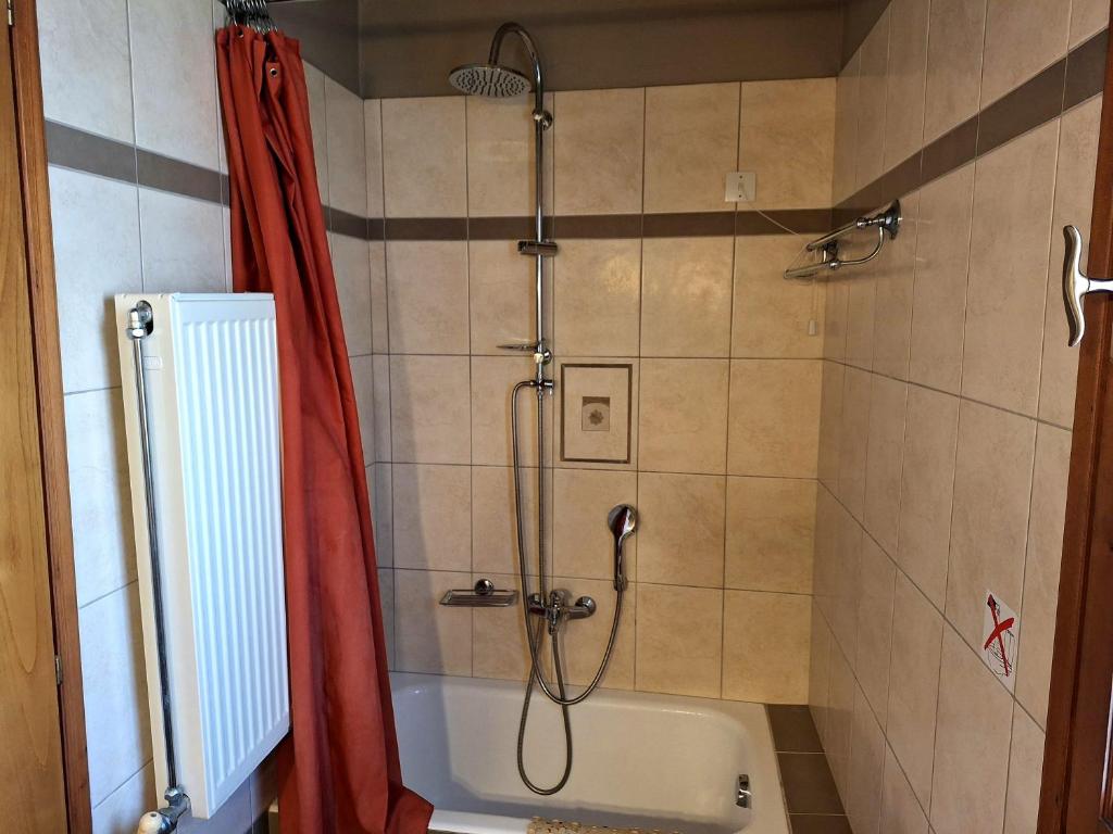 Kúpeľňa v ubytovaní Skourgias Rooms