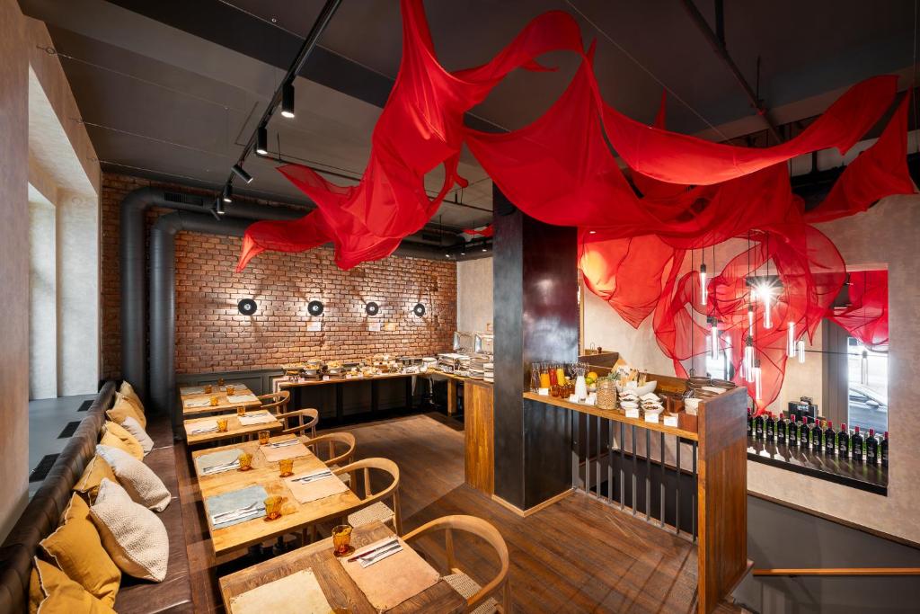 THE MANES Boutique Hotel Prague - Resim 41