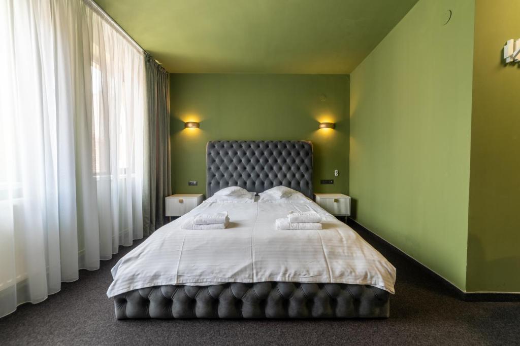 Fullton Central - Resim 17