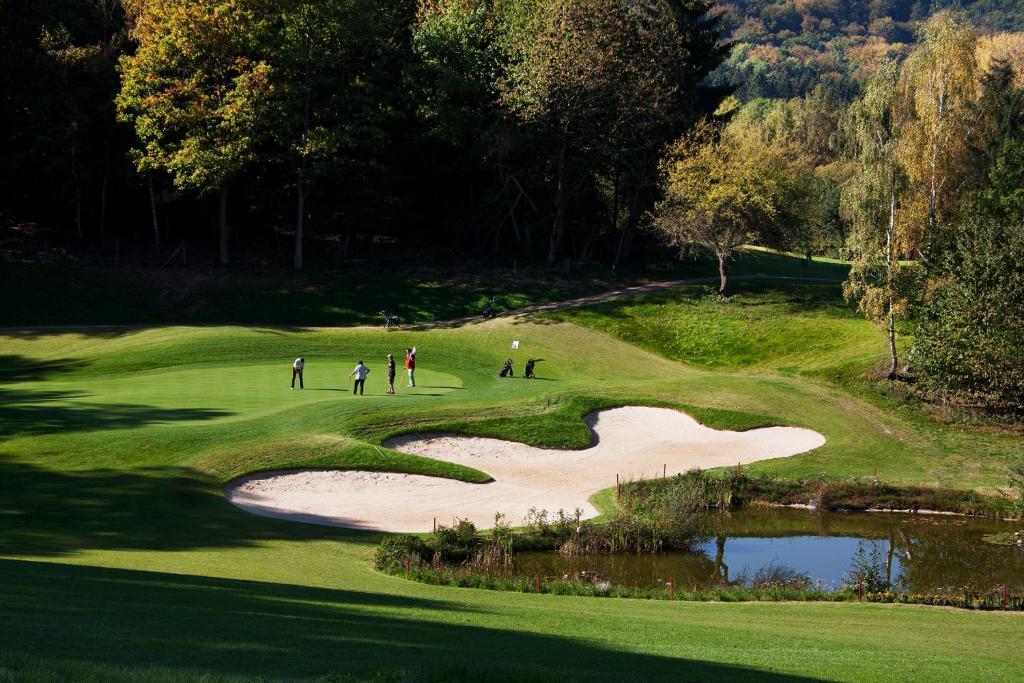 Golf v hotelu nebo okolí