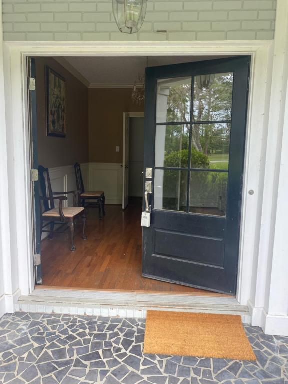 The Fox Den a private luxury farm house, Valdosta Updated 2024 Prices