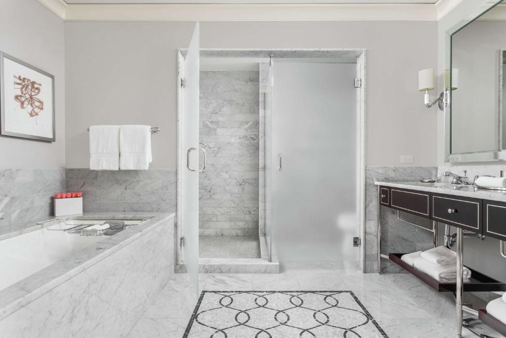 Waldorf Astoria Chicago photo 5