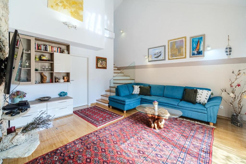 Posezení v ubytování Holiday Home Kuća Sunca
