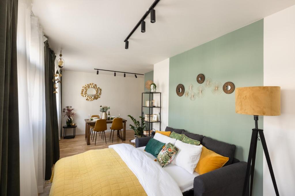 Prague Bohemian Rhapsody Suites - 9