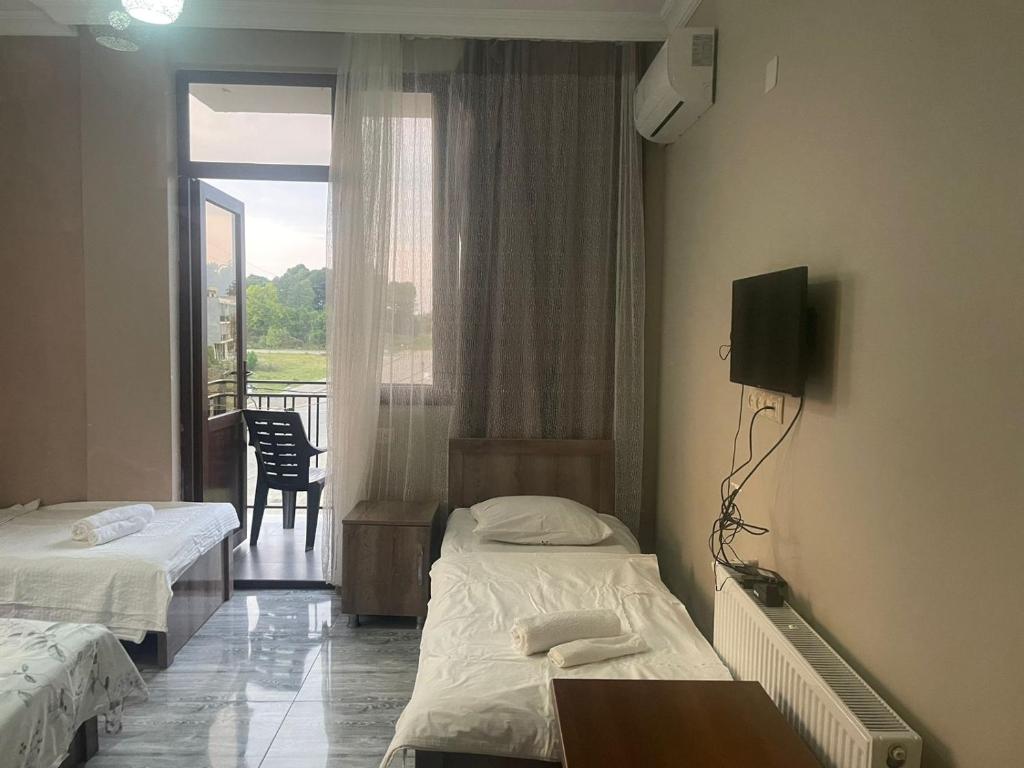 Fotografie z fotogalerie ubytování HOTEL GUGA v destinaci Kobuleti