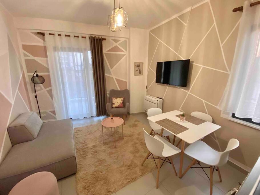 2+1 Apartment - Tirana City Center - Image 1