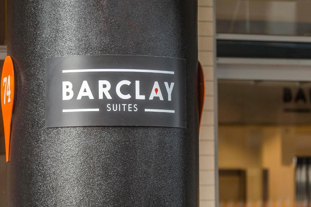 Barclay Suites - Resim 39