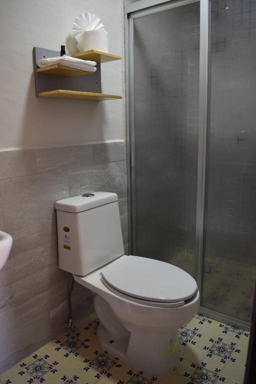 Koupelna v ubytování El Suburbio - Serapio Rendon