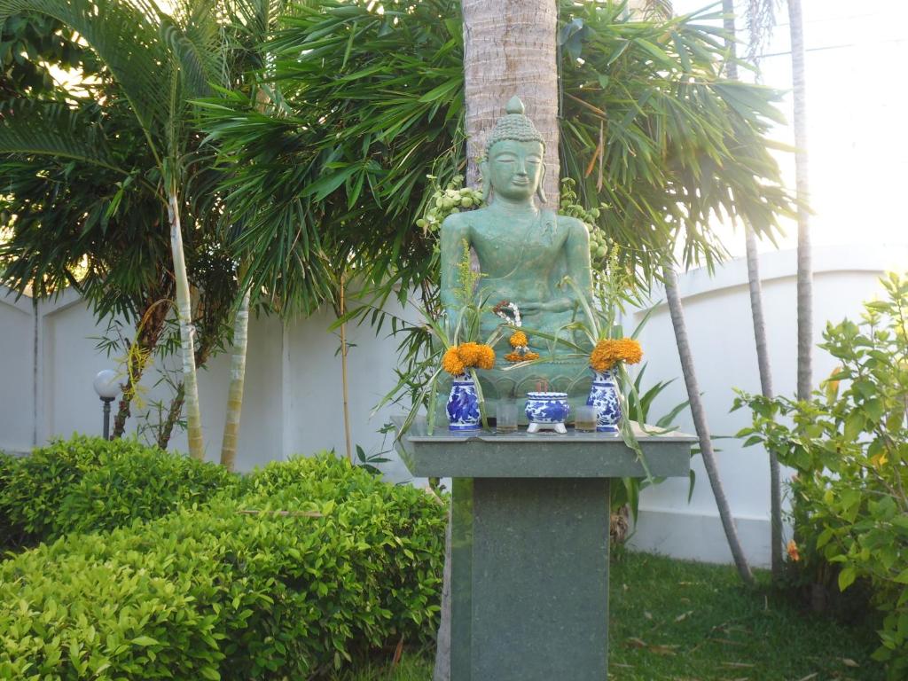 Zahrada ubytování Villa Oranje Pattaya
