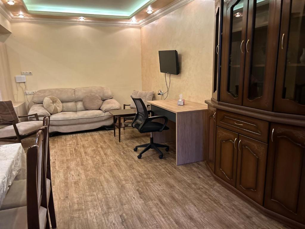 Apartment in centre EVN