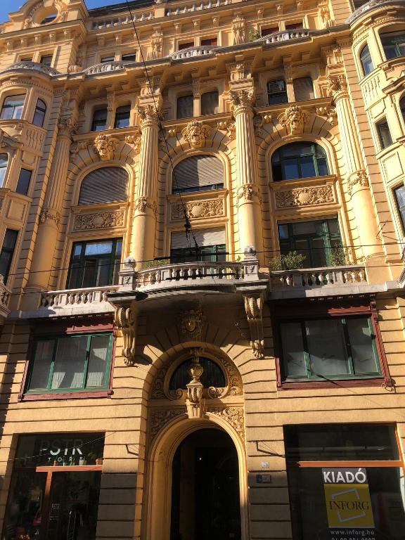 Budova, v ktorej sa apartmán nachádza