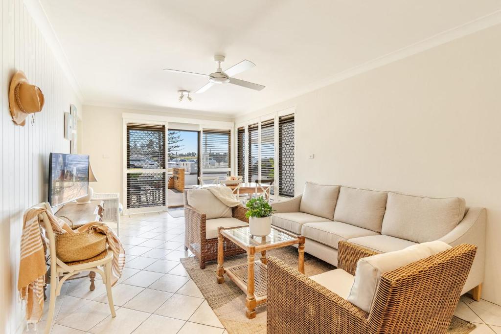 Seadrift 1, Yamba Updated 2024 Prices