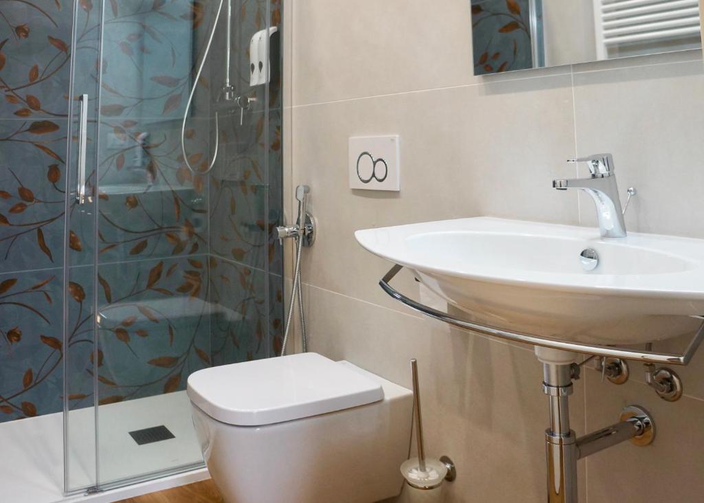 Domus 44 Rooms - Porta Nuova - 13